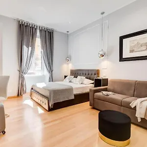 https://vespasiano-private-suites.it-romehotels.com